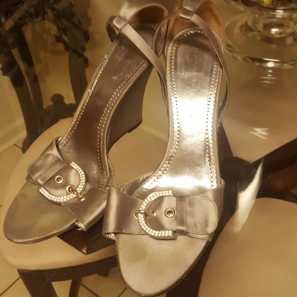 Coach pewter grey Satan embellished sandal - Picture 4 of 4